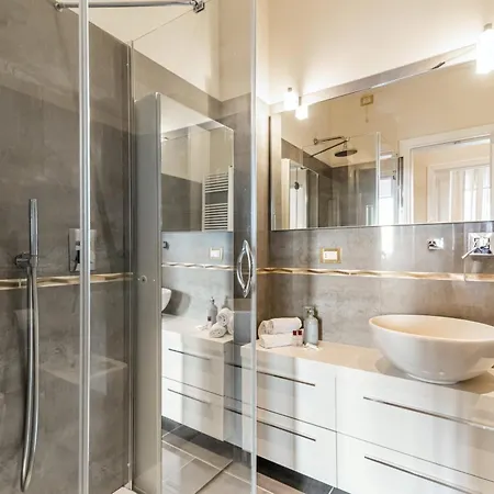 Porta Tufi Luxury Apartment With Private Parking! Siena Exterior foto