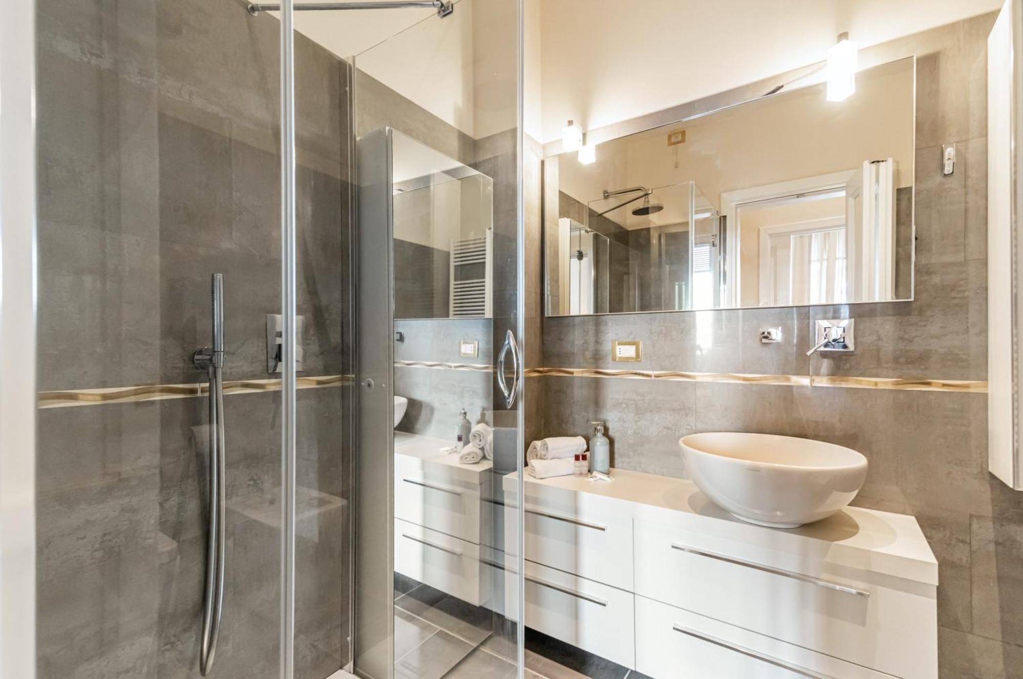 Porta Tufi Luxury With Private Parking! *
