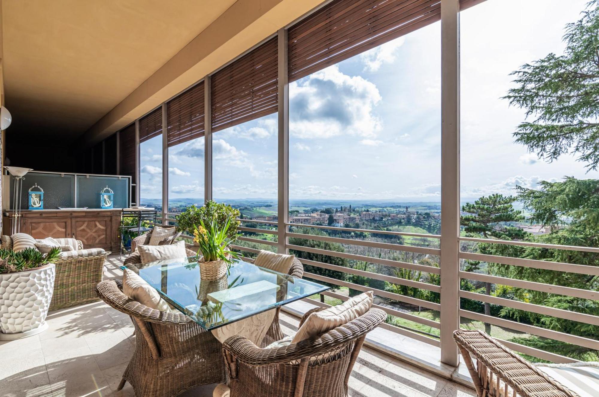 Porta Tufi Luxury With Private Parking! * Siena