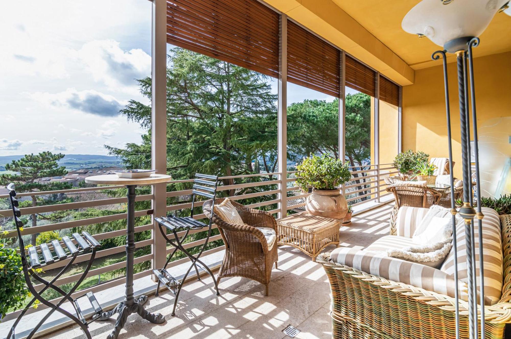 Porta Tufi Luxury With Private Parking! Siena