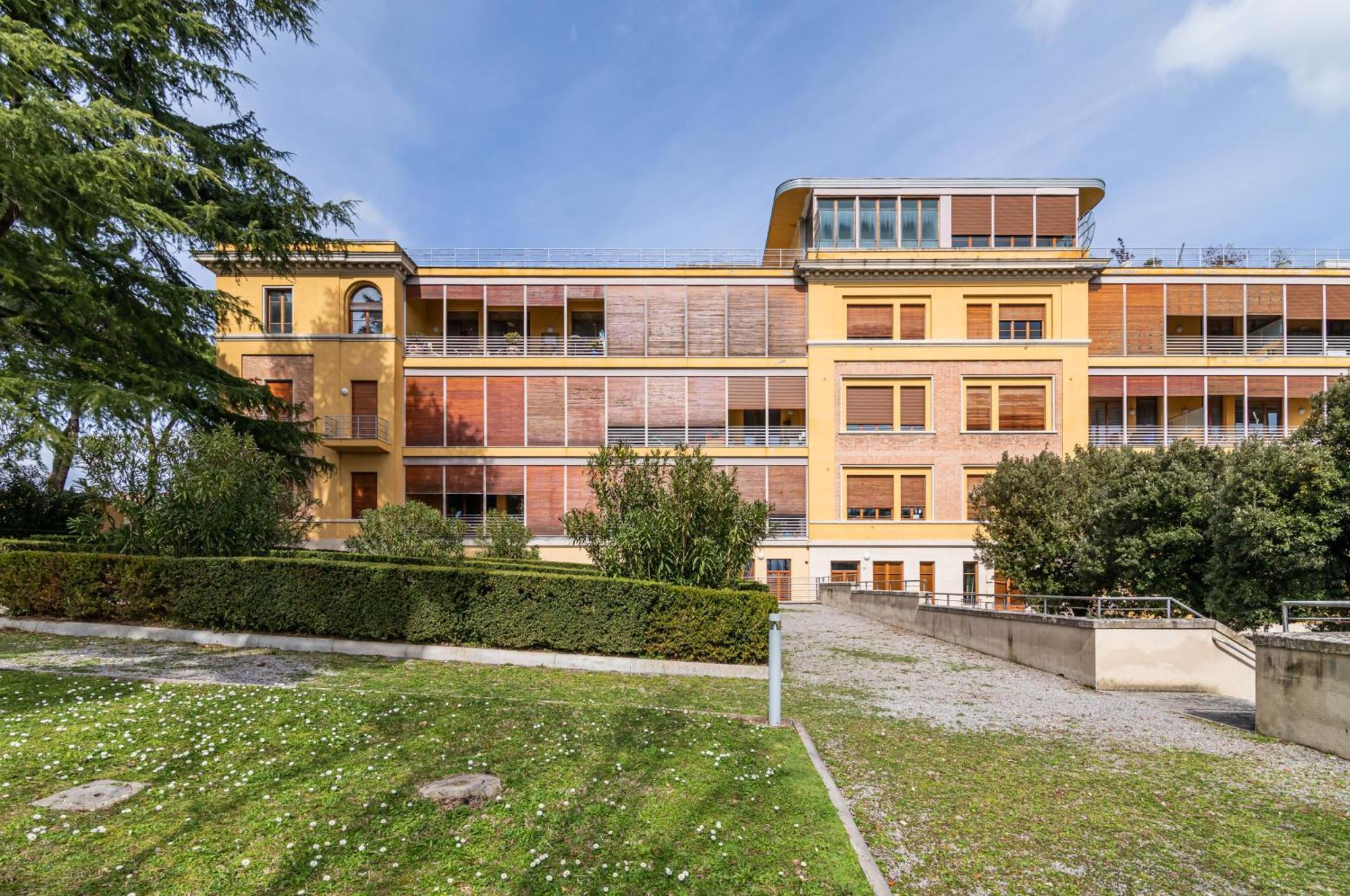 Porta Tufi Luxury With Private Parking! * Siena