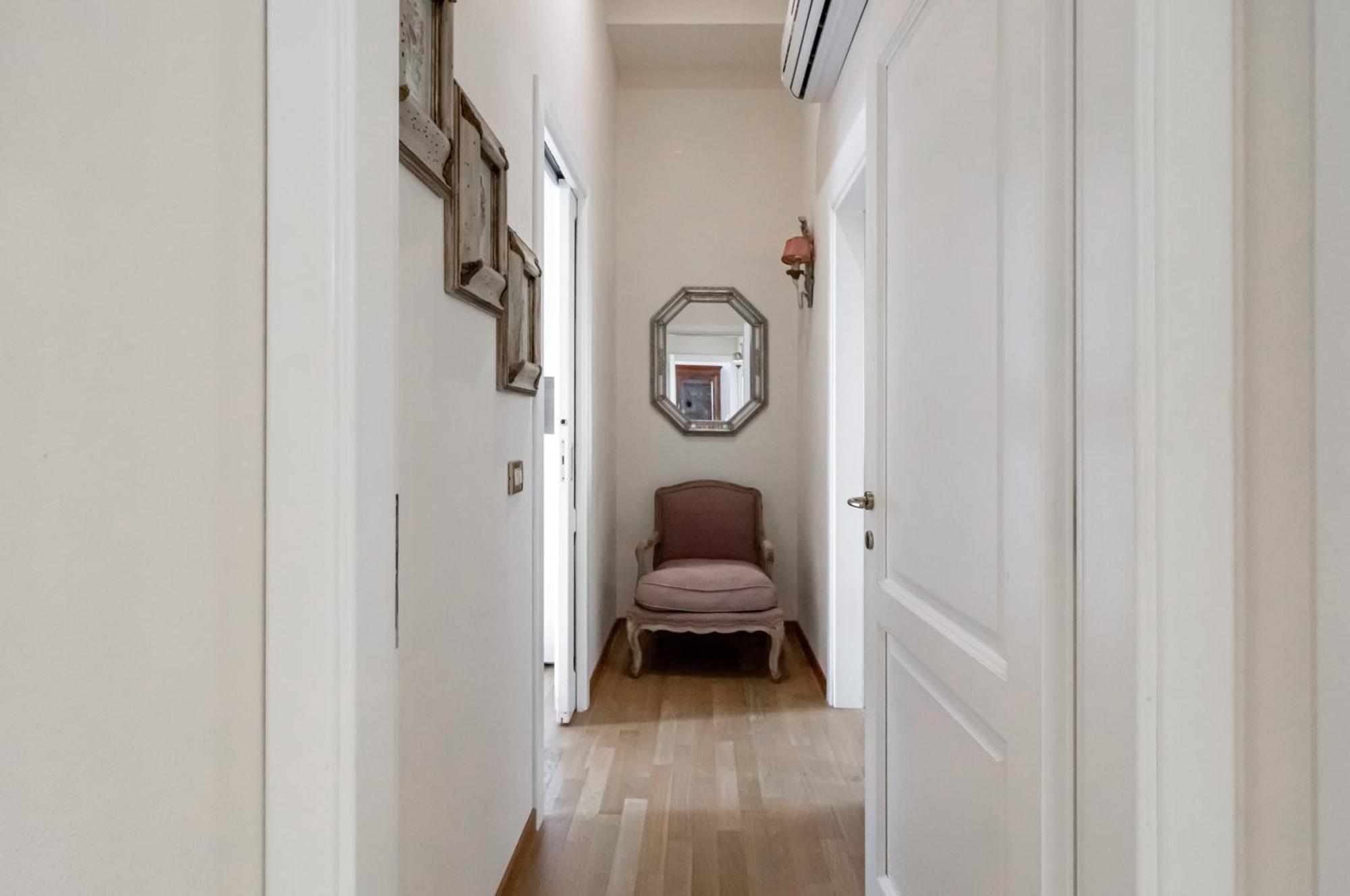 Porta Tufi Luxury With Private Parking! Apartment *